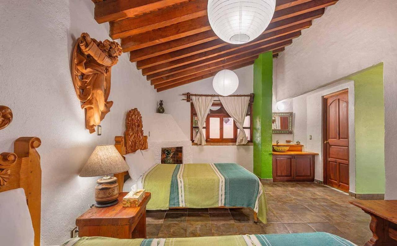 Eco Hotel Ixhi Patzcuaro Exterior photo